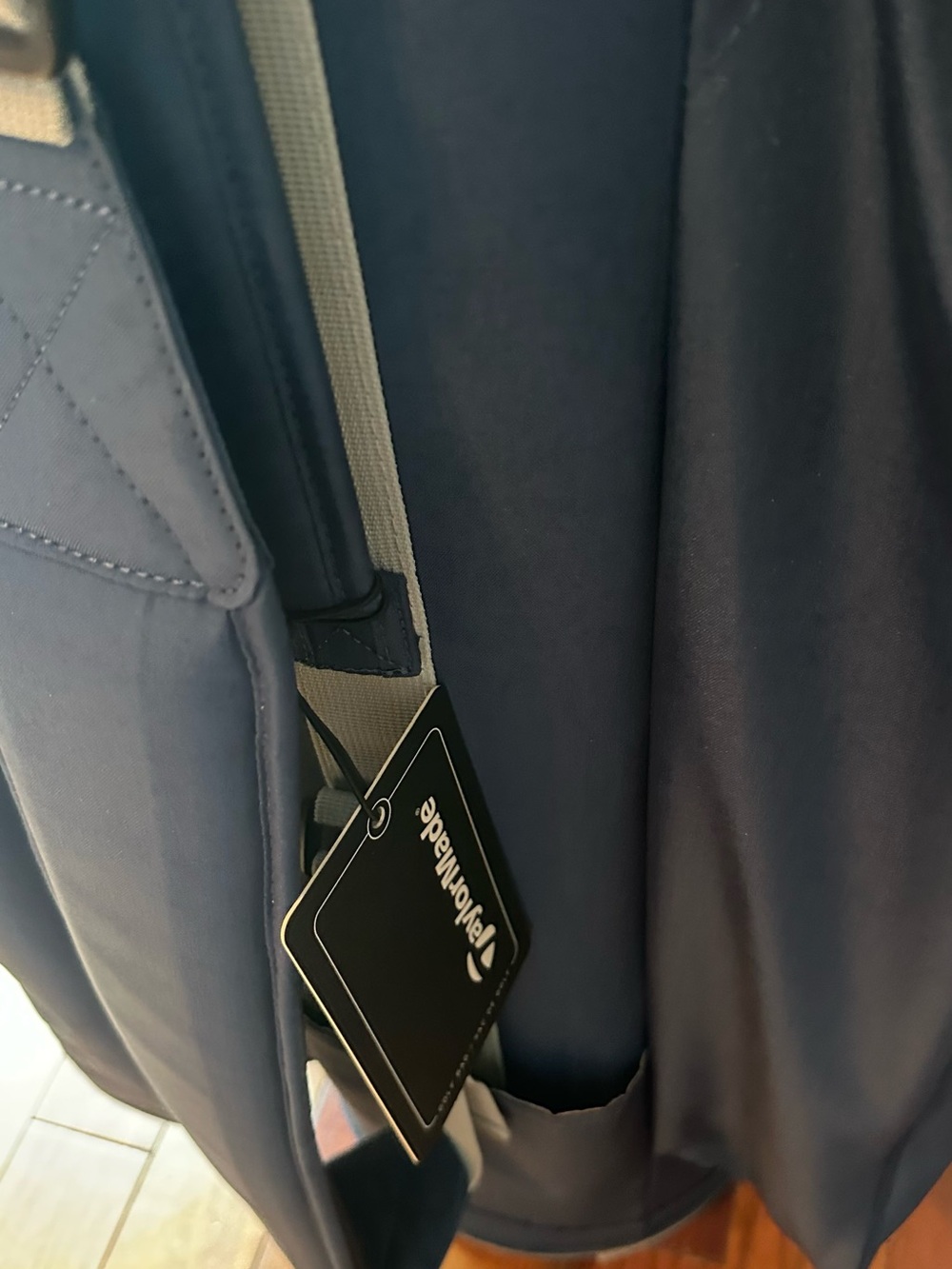 Taylormade Kalea Gold Golf Cart Bag Like New - Picture 4 of 7